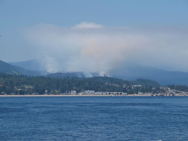 UPDATED 6:30pm July 4: RCMP say “spectators” hampering efforts to fight Sechelt wild fire