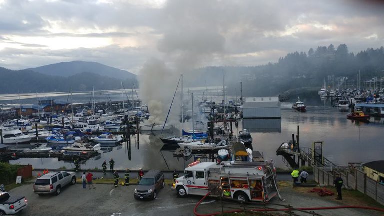 Explosion and fire in Gibsons Marina
