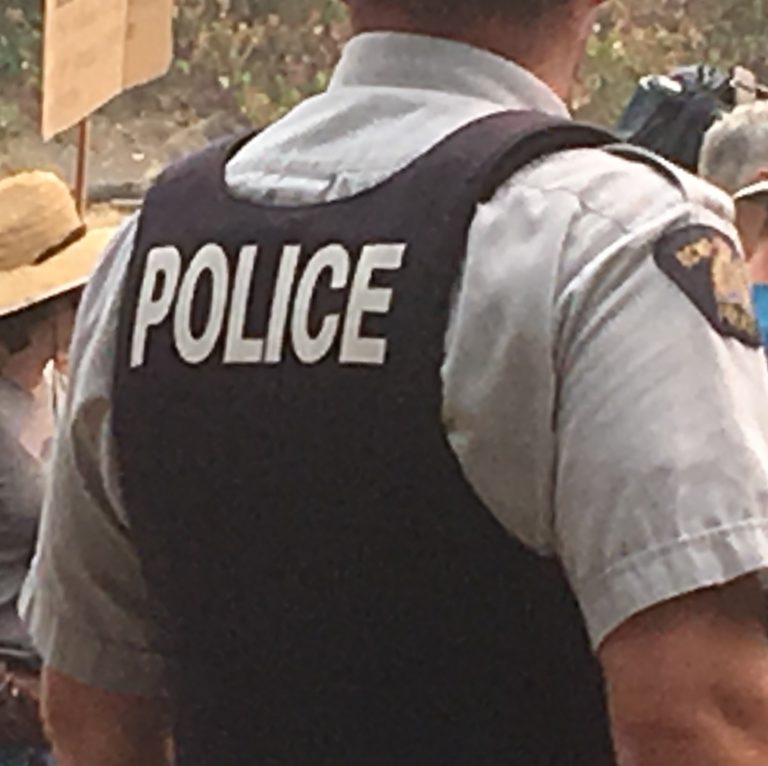 Nanaimo man stabbed during altercation over physical distancing