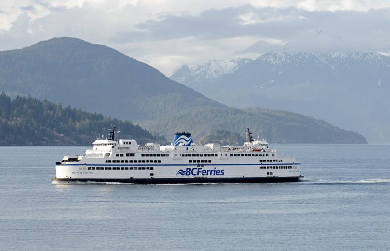 Queen of Cowichan Encounters Trouble, Crew Member Injured
