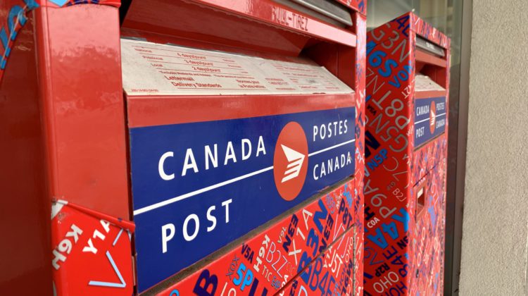 Snow prompts Canada Post to suspend delivery on Vancouver Island