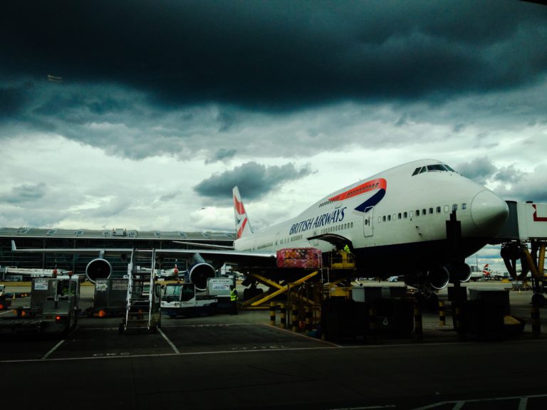 COVID-19 Mutation Prompts Canada to Cancel Flights from UK