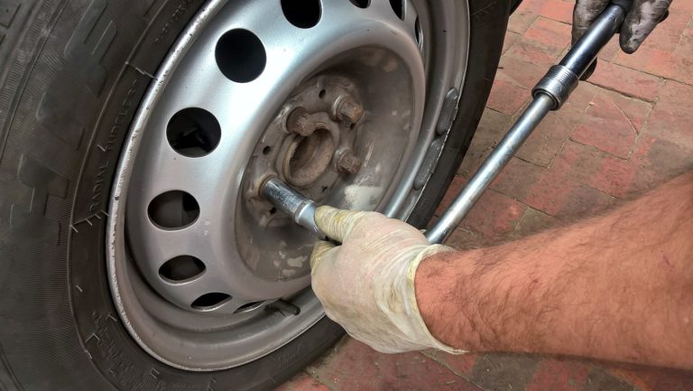 Lug nuts loosened on Nanaimo vehicles, but tragedy narrowly avoided