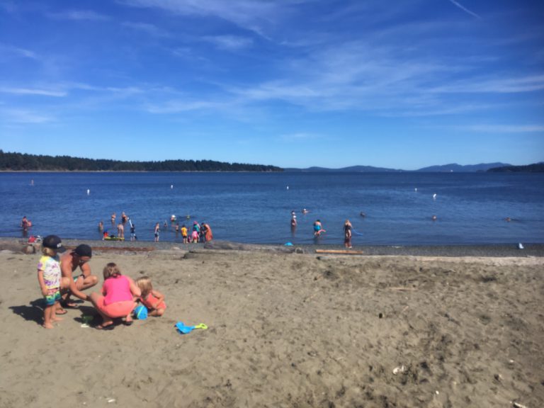 Nanaimo region cooling centers open for residents during third heatwave