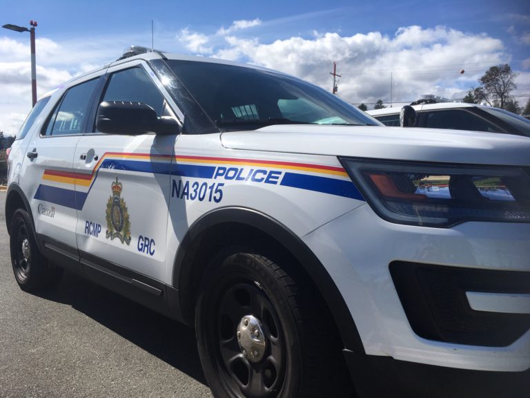 Suspected shoplifter arrested after attempting to disarm Nanaimo RCMP officer