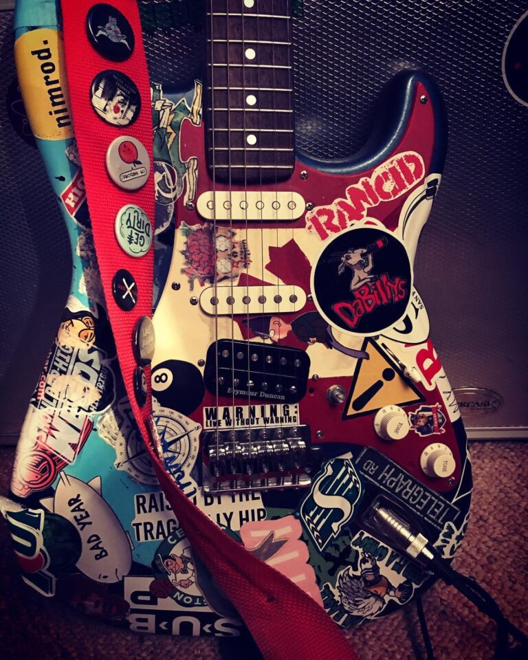 Nanaimo man’s prized guitar he toured with stolen