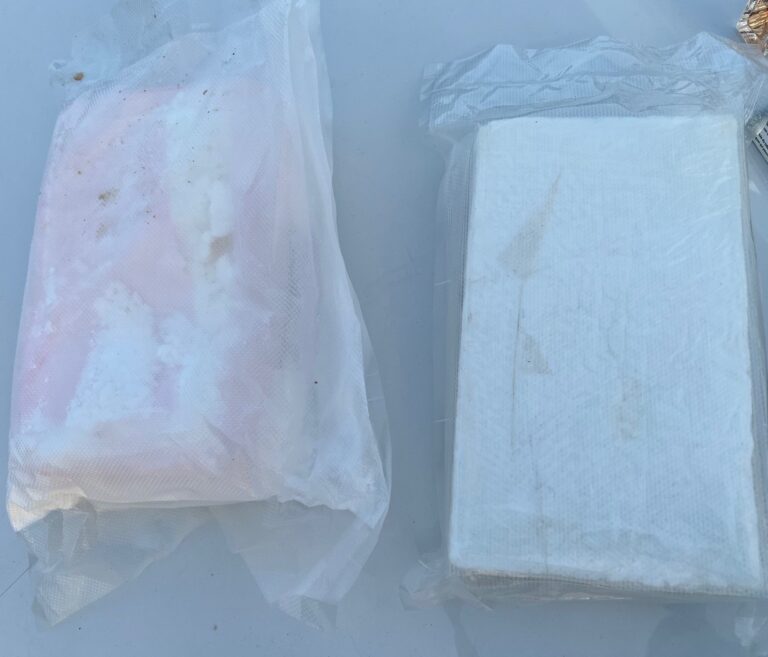 Nanaimo car rollover leads to 2kg of cocaine seizure