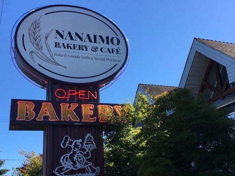 Nanaimo bakery helps people in crisis seek new opportunities