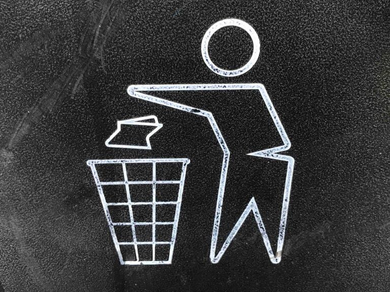 Six waste reduction projects receive $4,400 from Sunshine Coast Regional District
