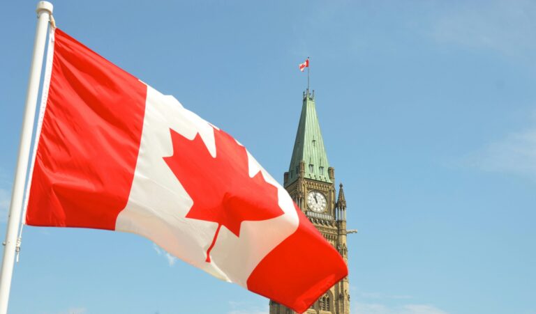 Liberal Caucus meets in Nanaimo as voters look elsewhere