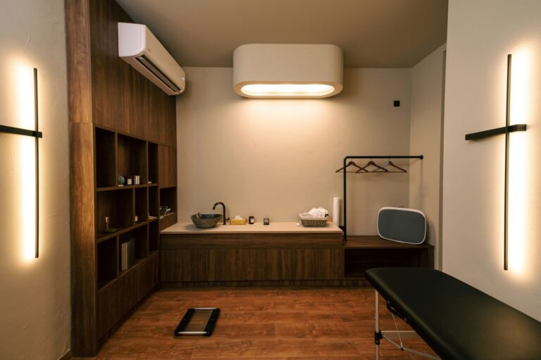 Nanaimo massage therapist banned from treating female patients during sexual misconduct investigation